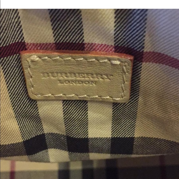 Burberry tote - Picture 5 of 8
